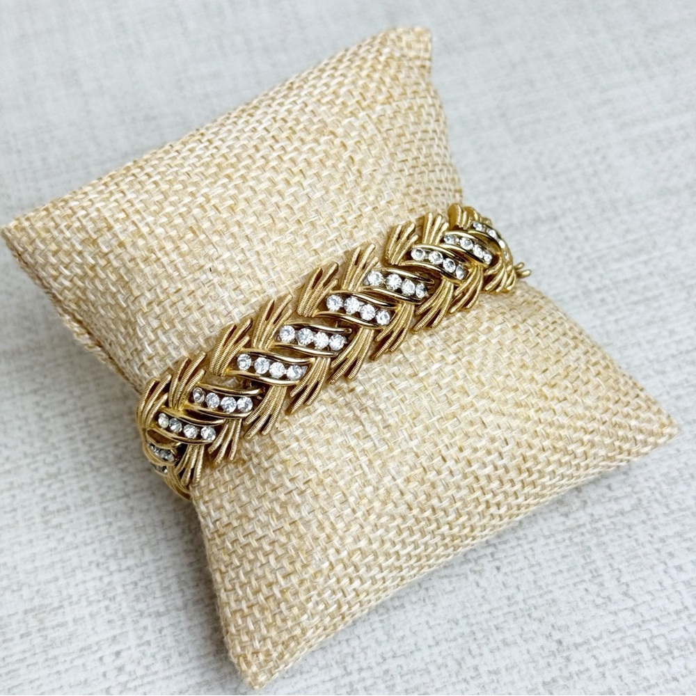 Vintage Gold Tone Crown Trifari Rhinestone Bracelet
